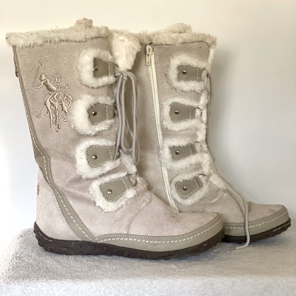 U.S. Polo Assn boots. Size 6. Light gray